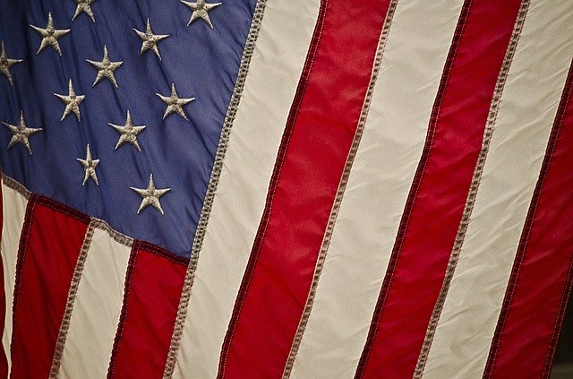 Americkú vlajku.jpg